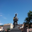Estatua de San Juan Nepomuceno en el puente de los barberos