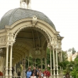 Rosa y sus amigos en la Columnata del parque en Karlovy Vary el 15/7/2016