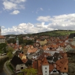 Vista a todo el pueblito medieval con la iglesia de San Vito en la Ciudad Vieja y al otro lado del r�o Moldava la torre del castillo